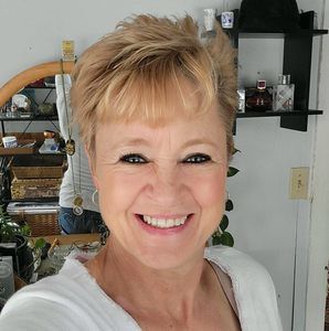 Meet your Posher, Sylvia